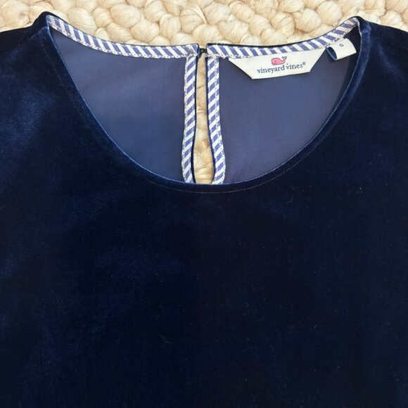 Vineyard Vines Velvet Top - Picture 3 of 5